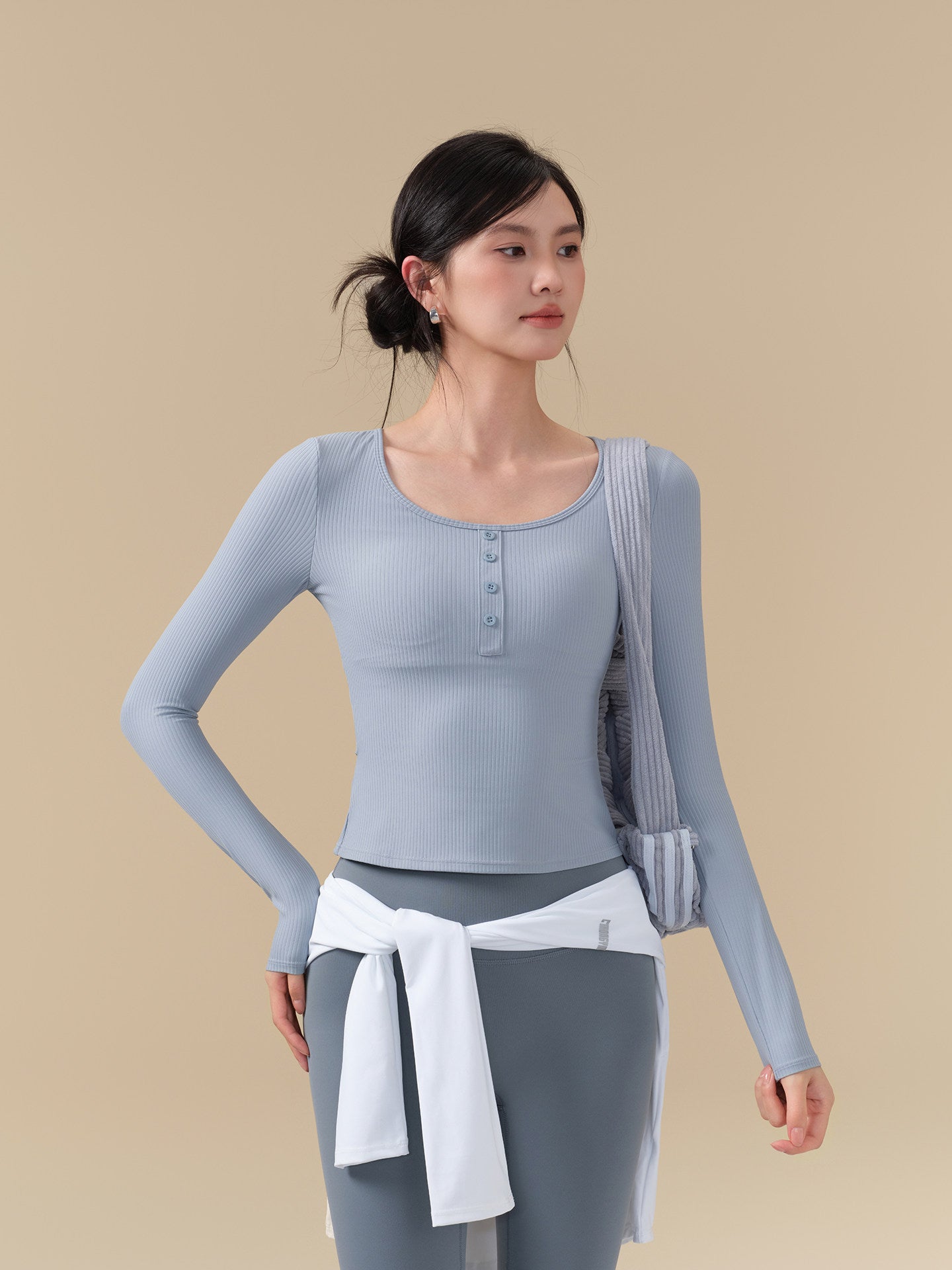 With chest pads, Wear nude and breathable fitness long sleeves