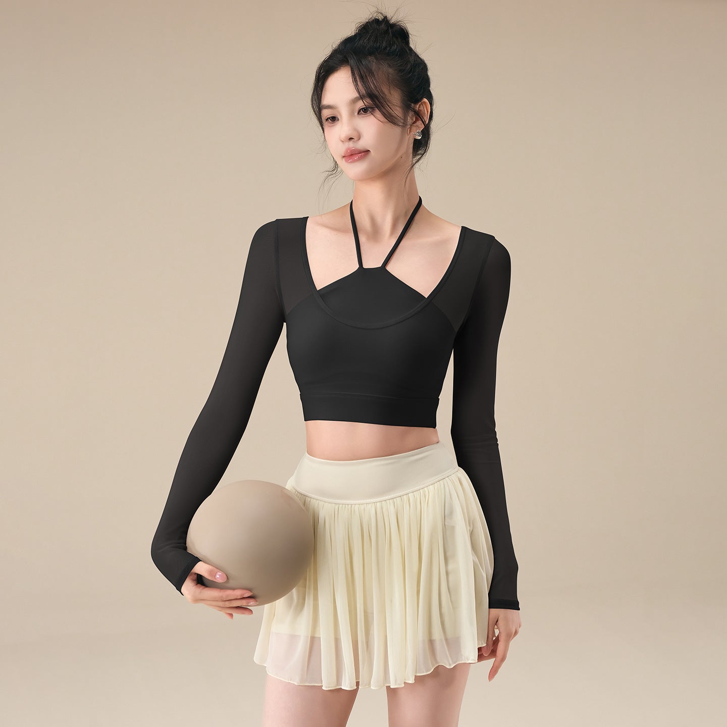 Mesh breathable sports T-shirt with long sleeves