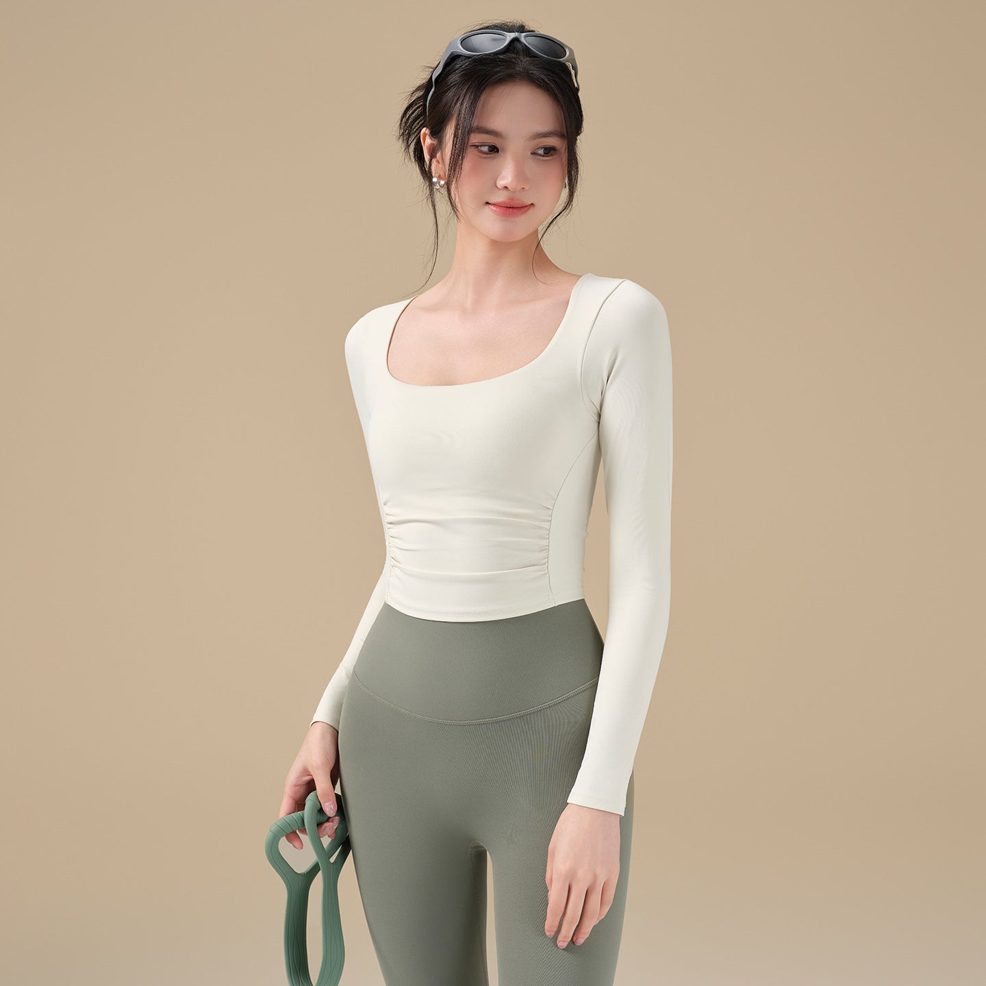 New sports top with chest pad