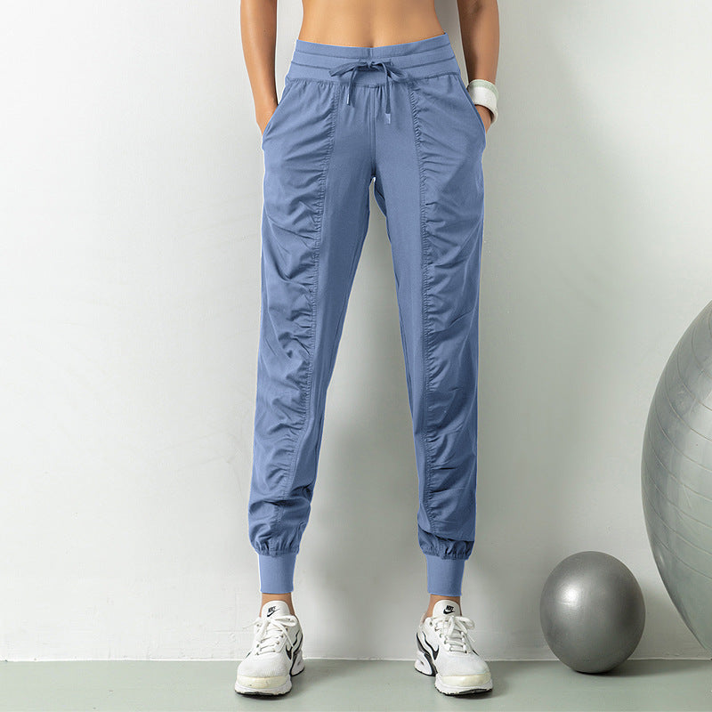 Breathable and loose cropped casual leggings