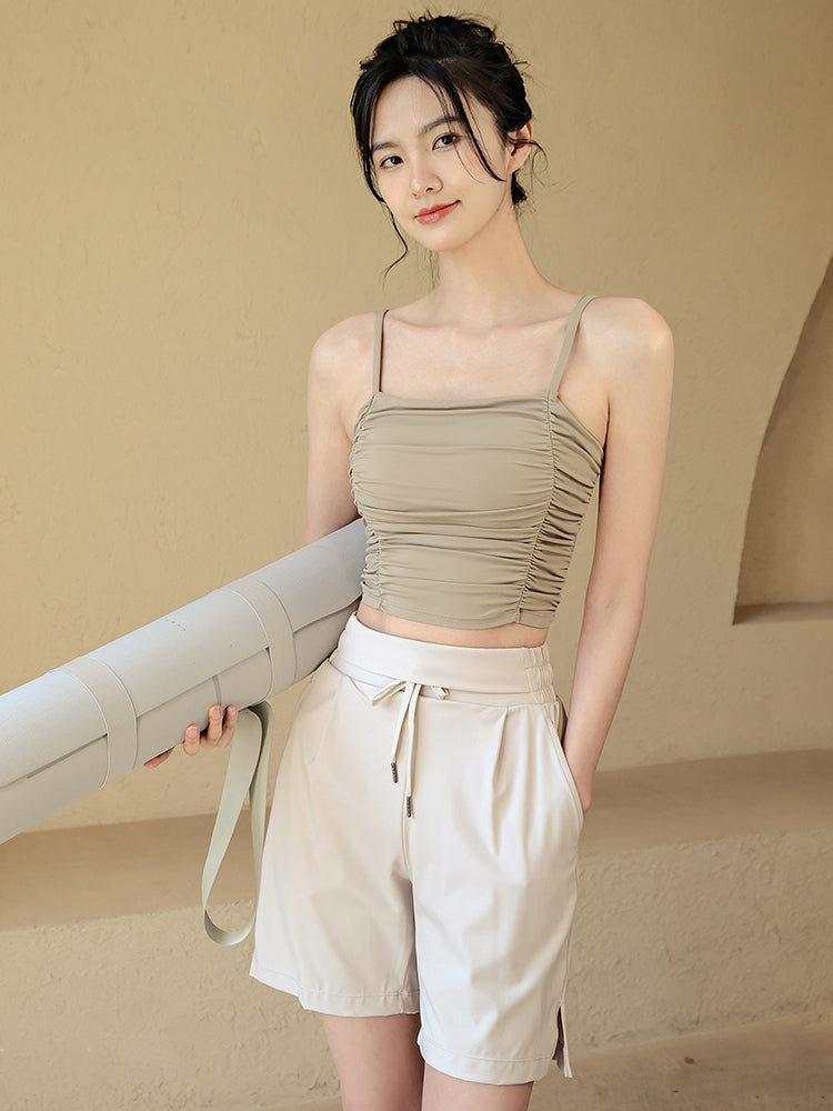 Loose high-waisted cropped pants