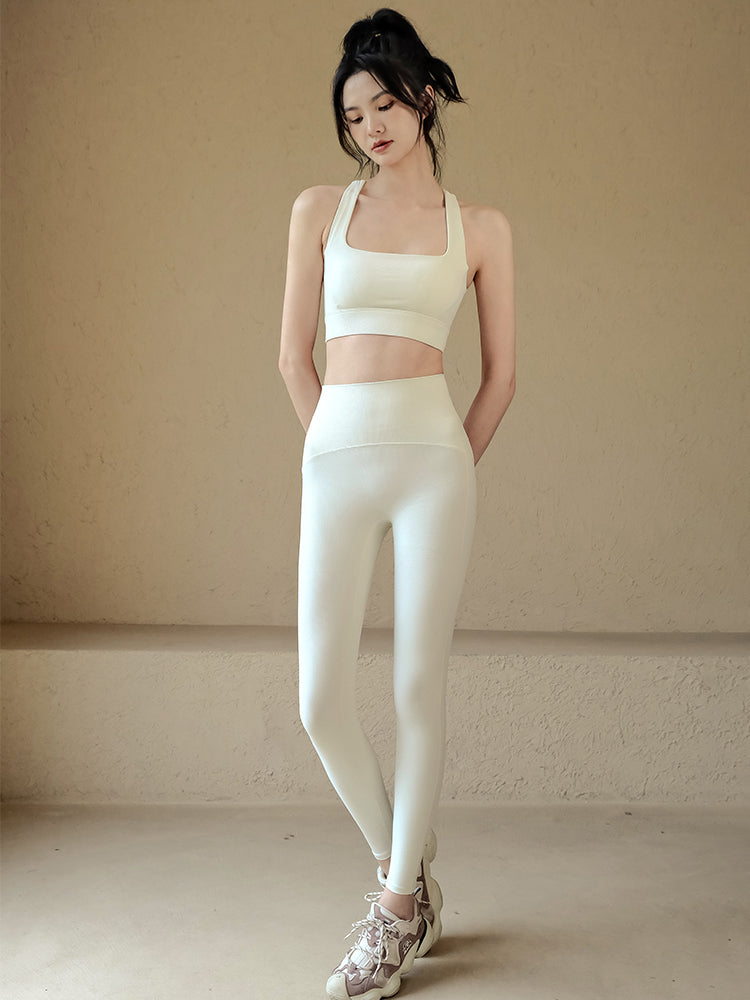 Wear high-waisted hip lift yoga tight trousers for sports
