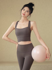 Shockproof gathering beautiful back sports bra