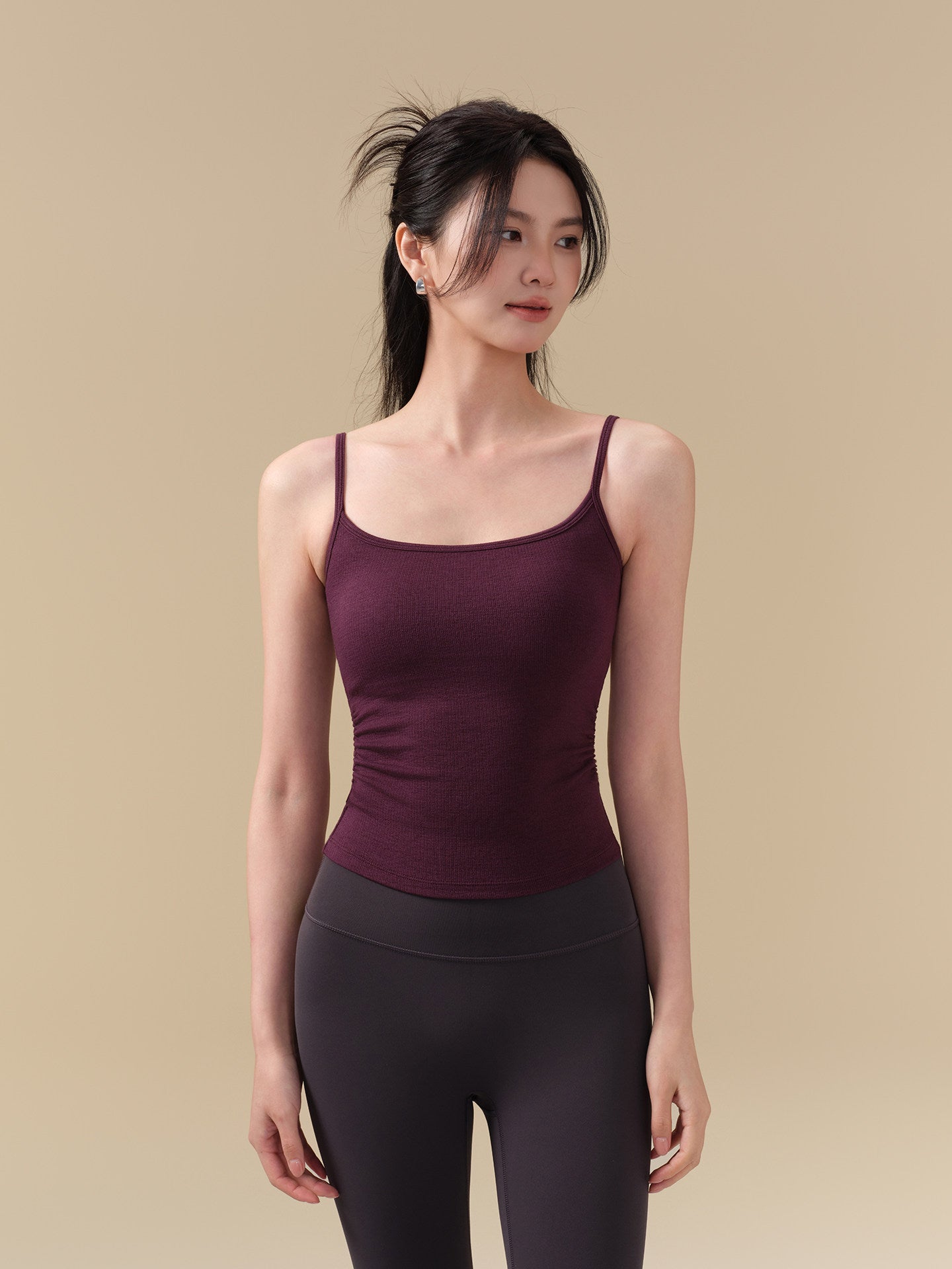 Pleated waist sports vest