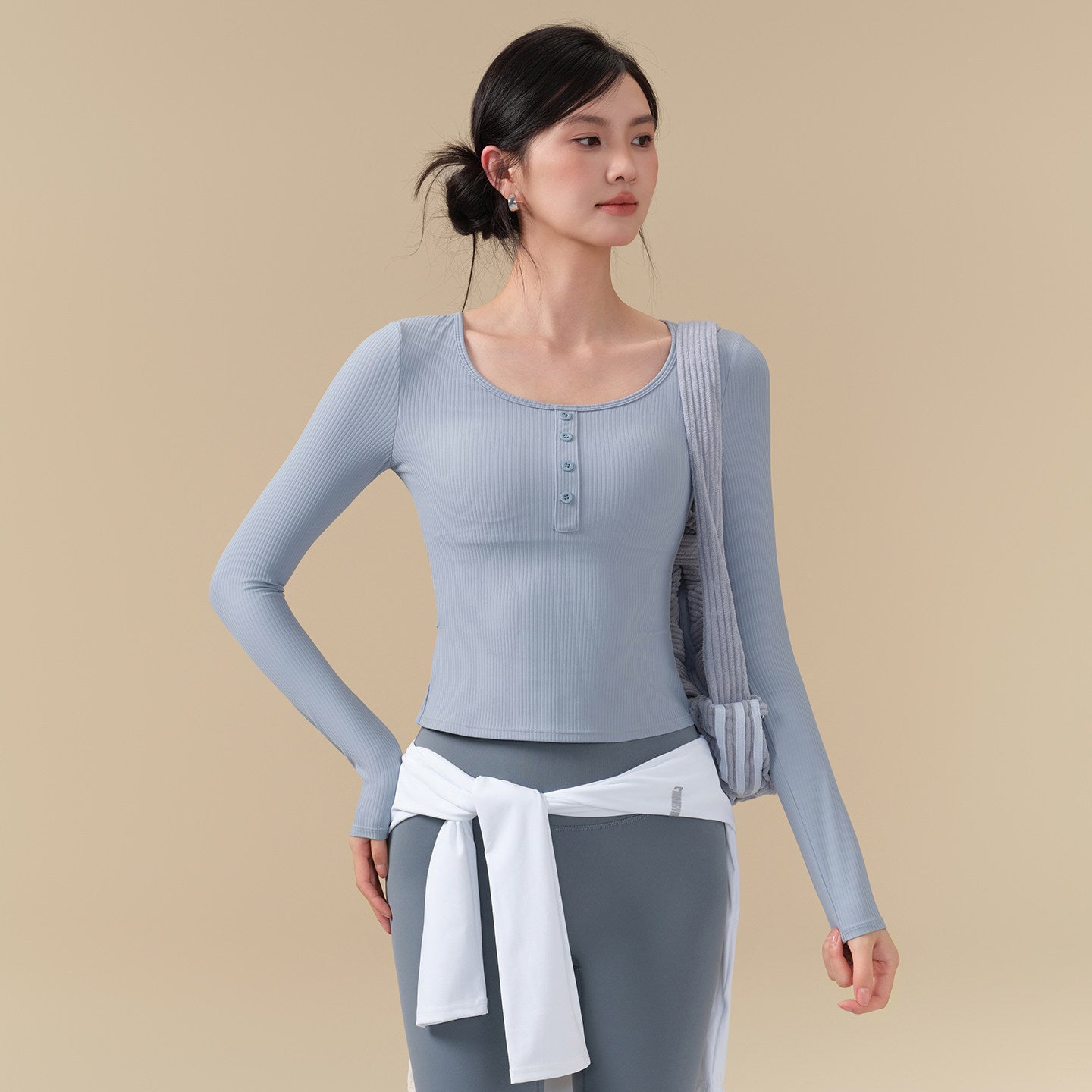 With chest pads, Wear nude and breathable fitness long sleeves