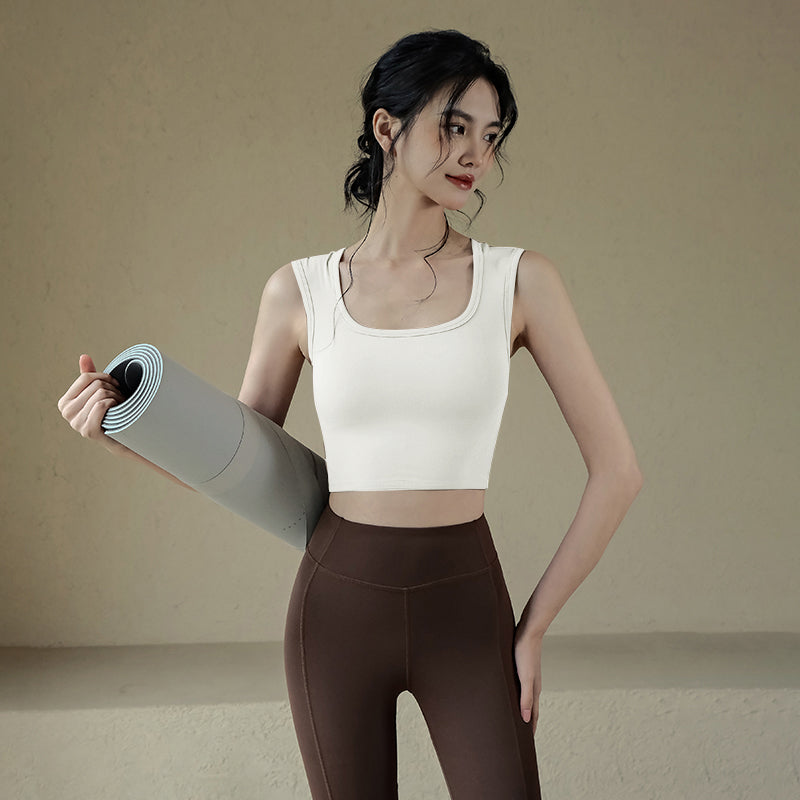 Shockproof bra with pads