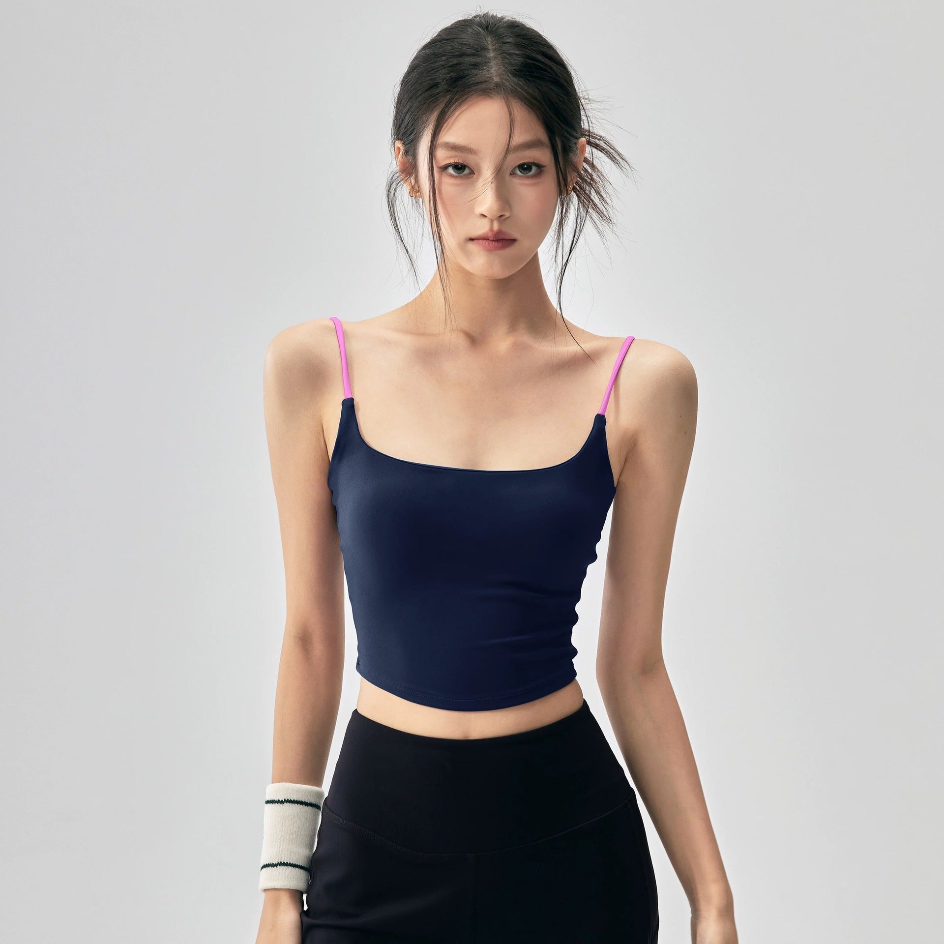 Integrated shockproof suspender contrast vest