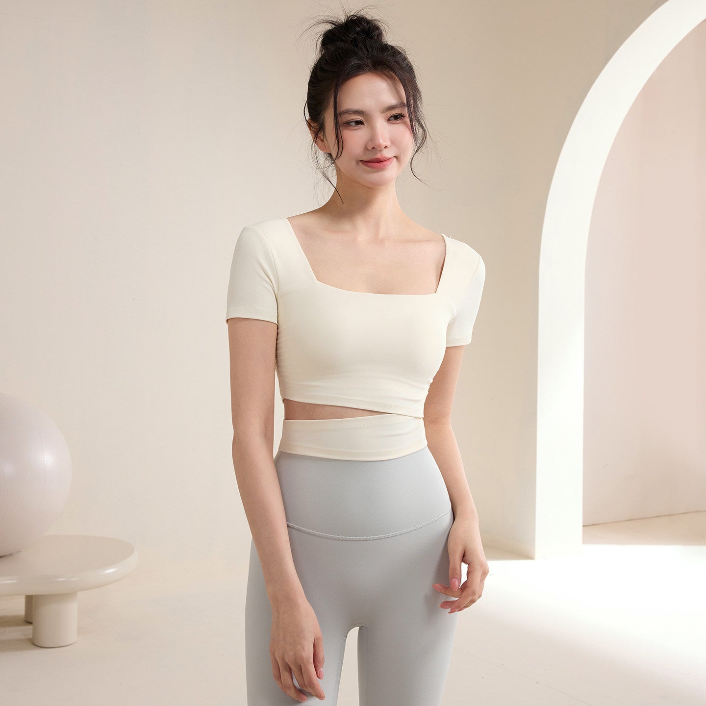 New slim slim sports short sleeves