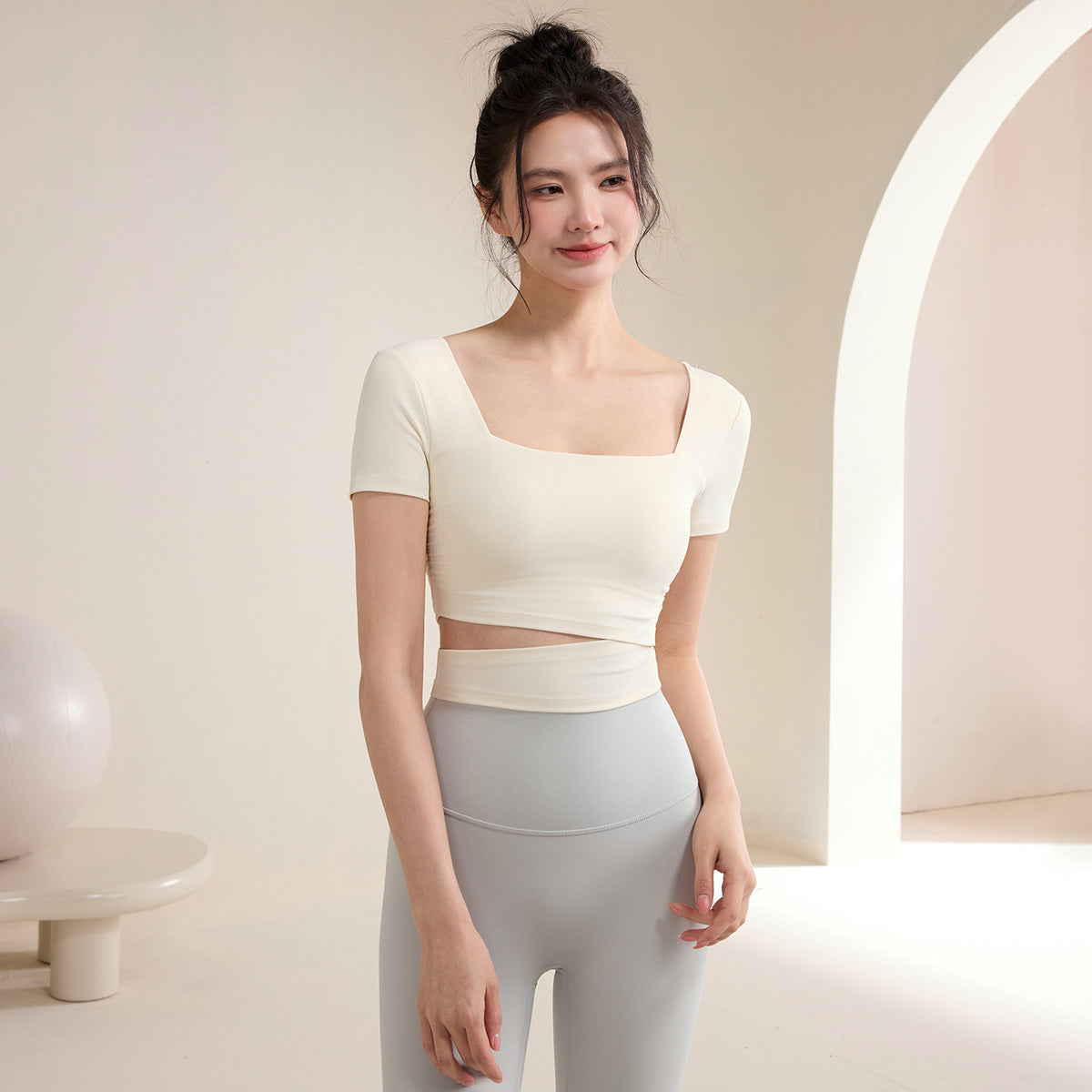New slim slim sports short sleeves