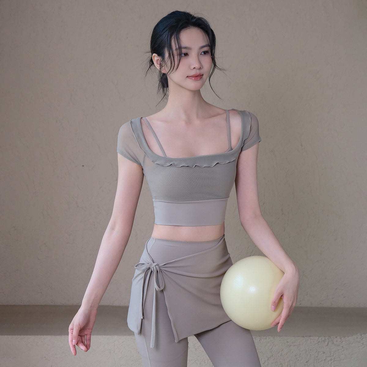 Mesh lightweight, Breathable, Slim slim sports T-shirt with short sleeves