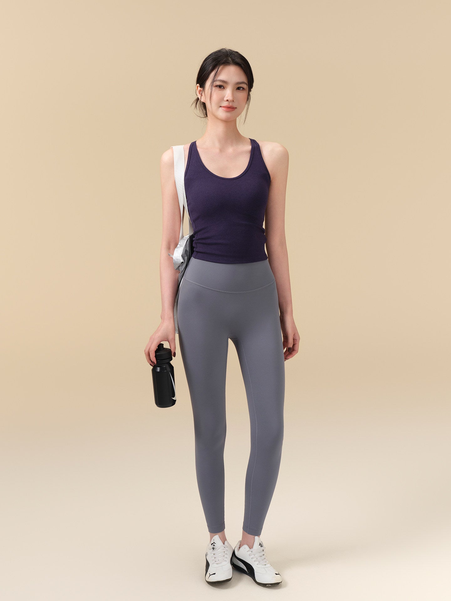 Integrated accessory breast fitness running sports vest