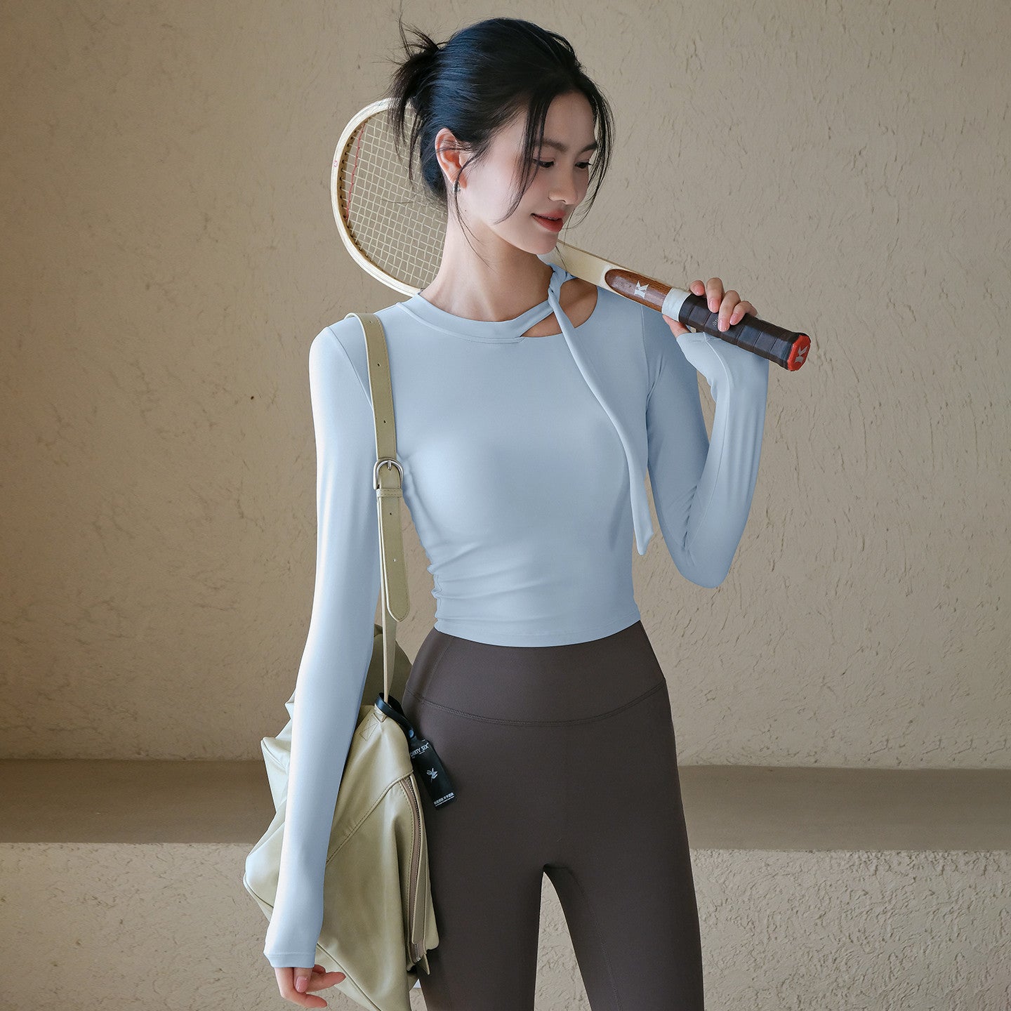 High-end slimming with chest pad and long-sleeved fitness training outfit