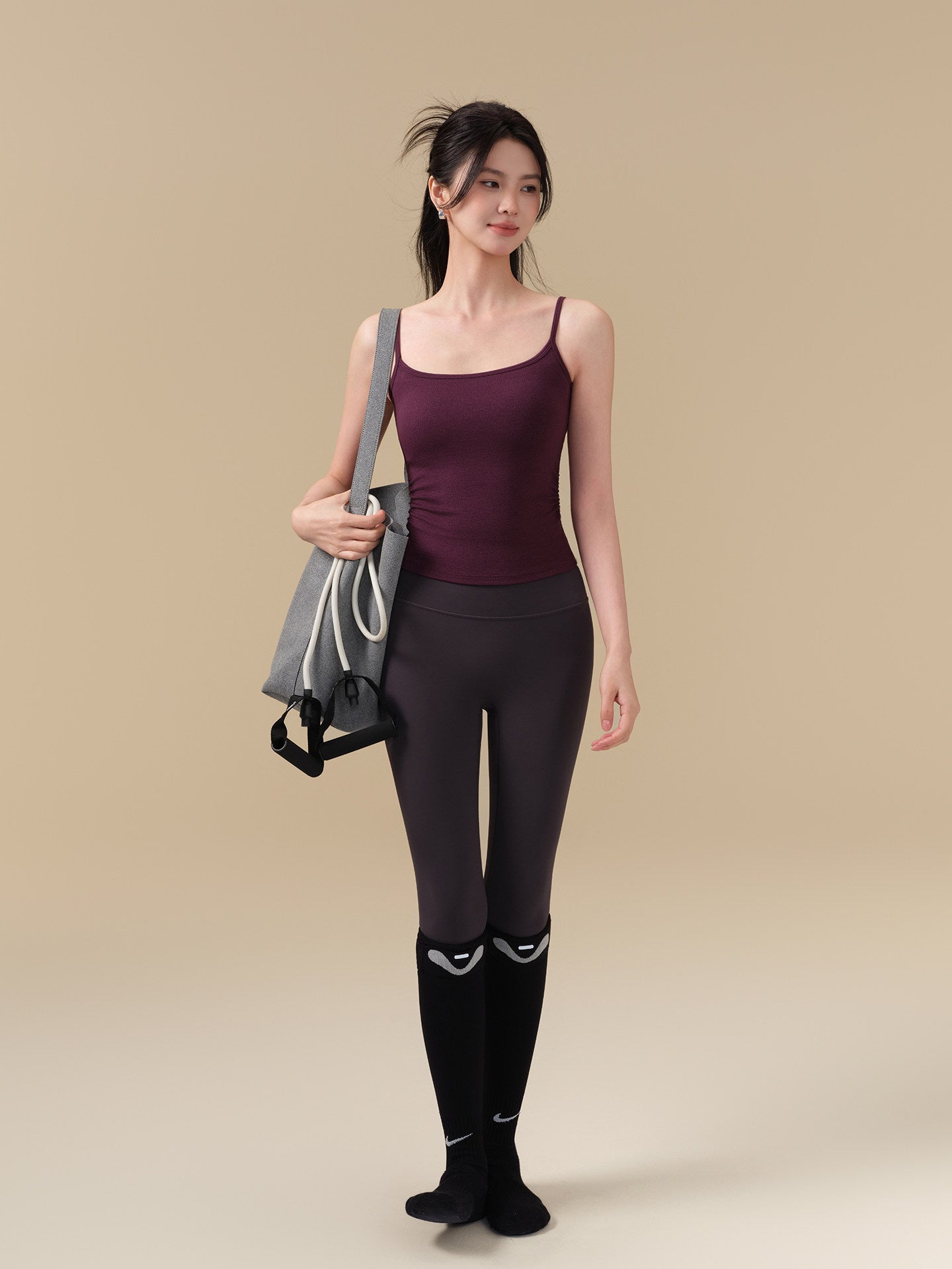 Pleated waist sports vest