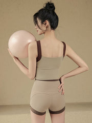 Contrast color shockproof bra