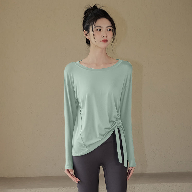 Loose and breathable yoga long sleeves