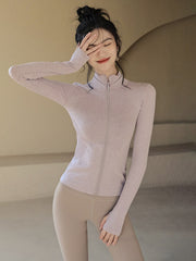 Zip-fitting jacket