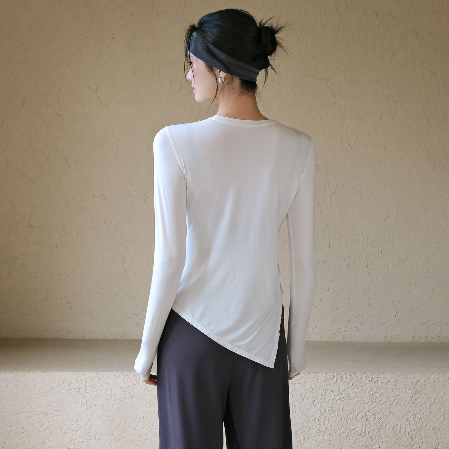 High-end slit comfortable slimming sports T-shirt