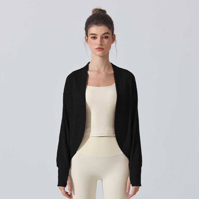 A new loose and casual long-sleeved blouse for autumn and winter