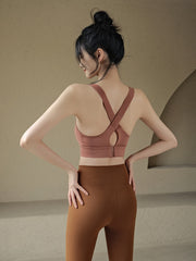 Front zipper high impact bra