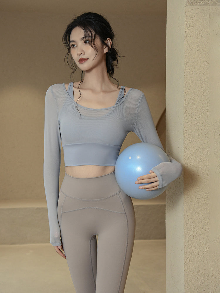 Fake two-piece long sleeves with chest pad