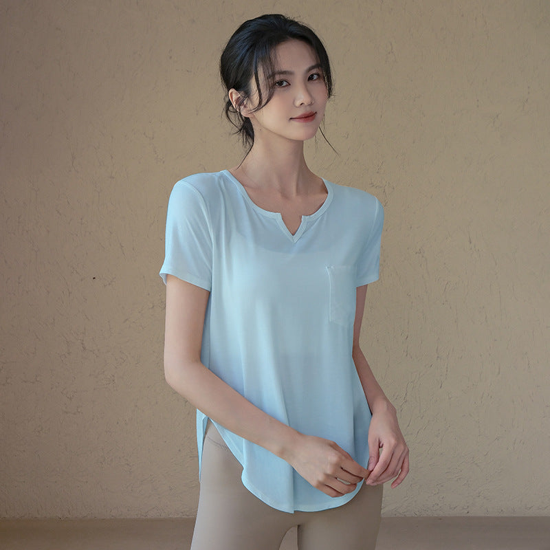 Loose, Light, Breathable sports blouse with short sleeves