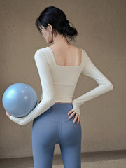 Professional long sleeves with chest pads