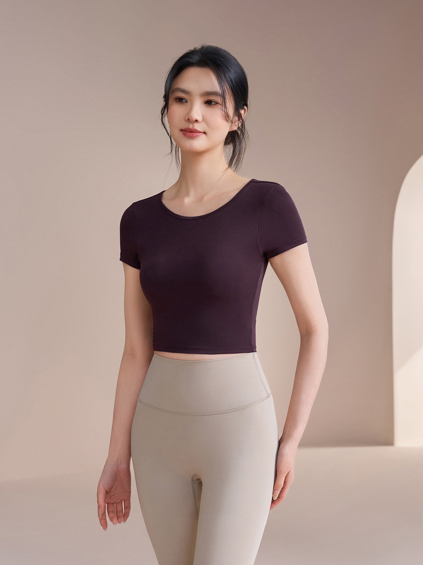 Hollow beautiful back yoga short sleeves