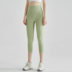 One-size-fits-all cropped pants