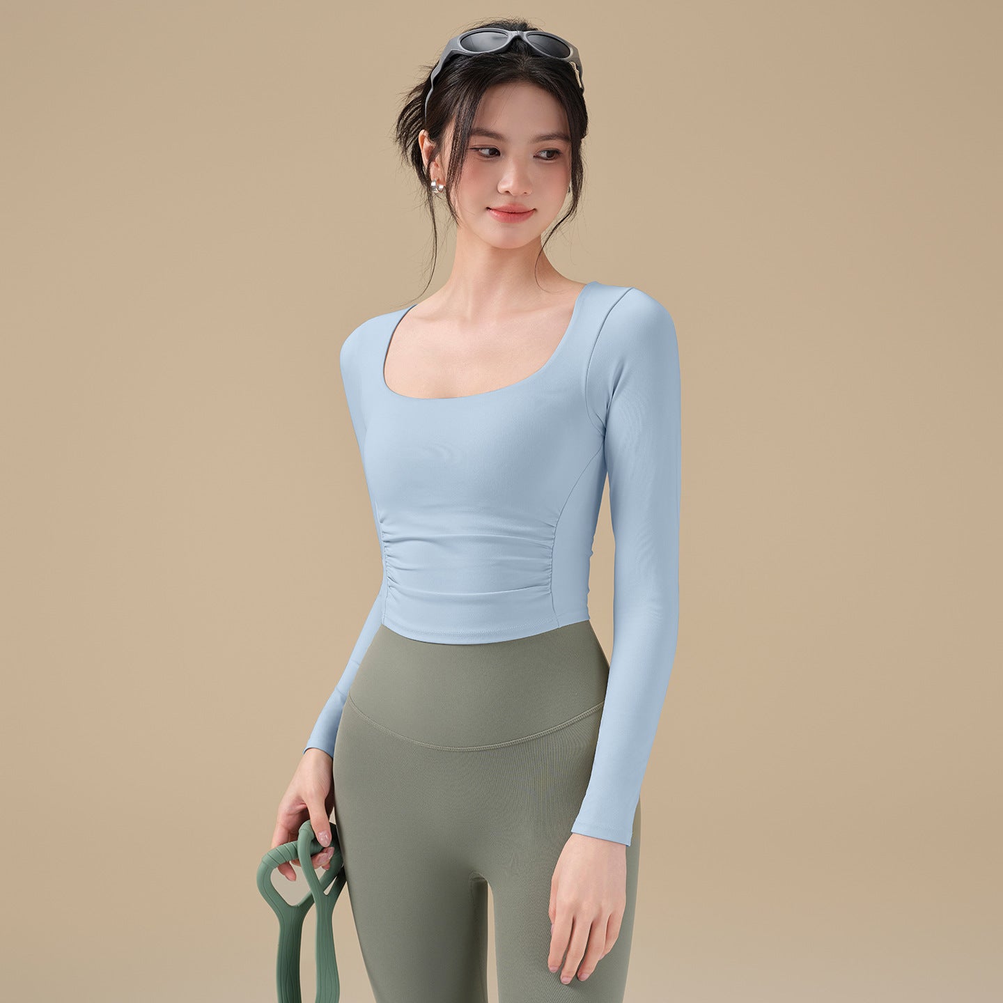 New sports top with chest pad