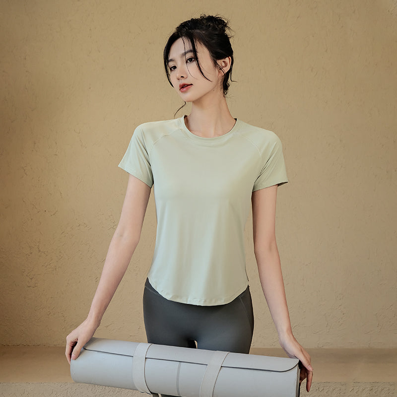 Quick-dry mesh yoga t-shirt