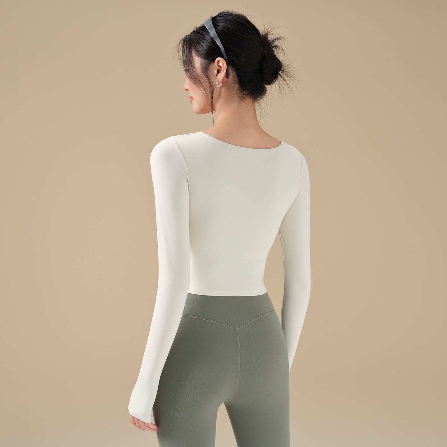 New sports top with chest pad