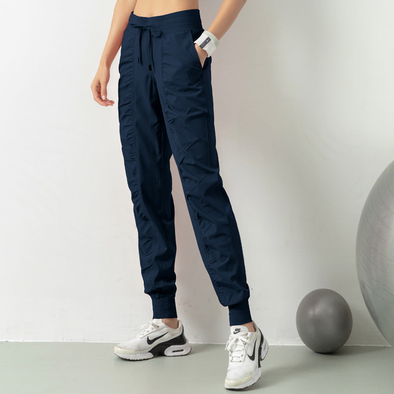 Breathable and loose cropped casual leggings