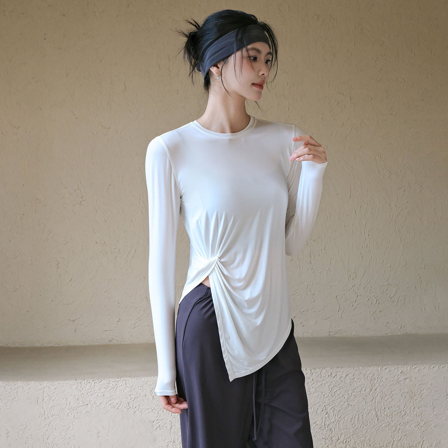 High-end slit comfortable slimming sports T-shirt