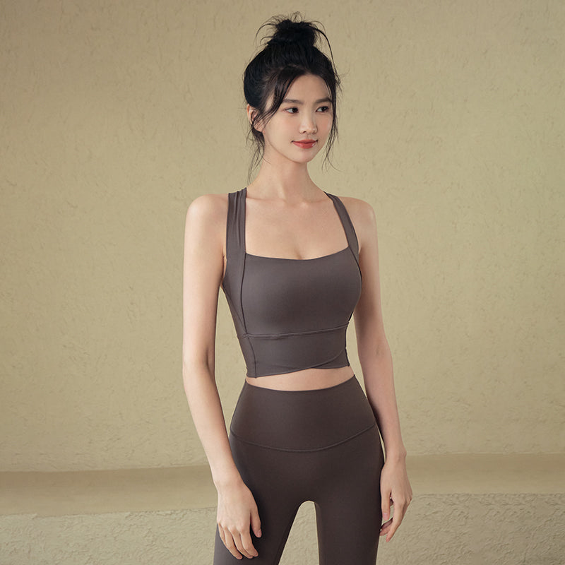 Shockproof gathering beautiful back sports bra