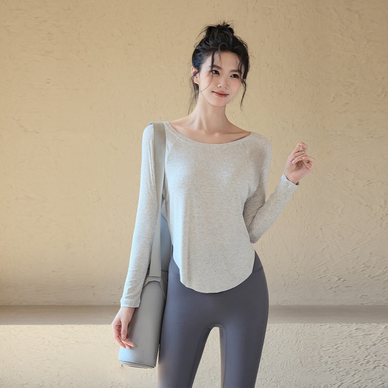 Off-the-shoulder loose yoga top