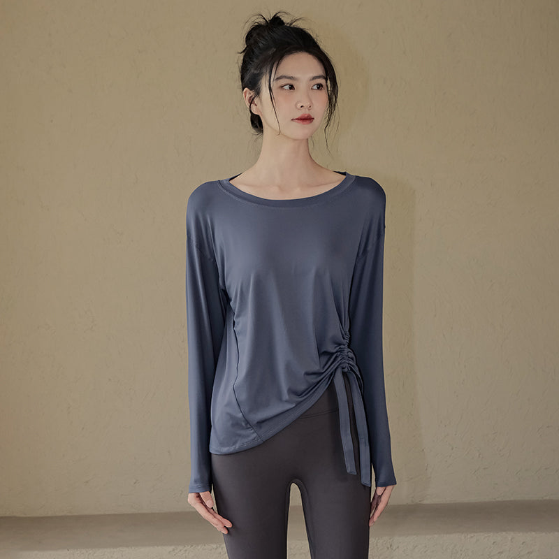 Loose and breathable yoga long sleeves
