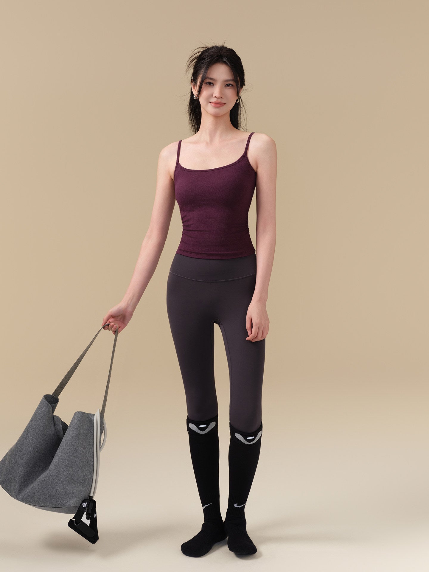 Pleated waist sports vest
