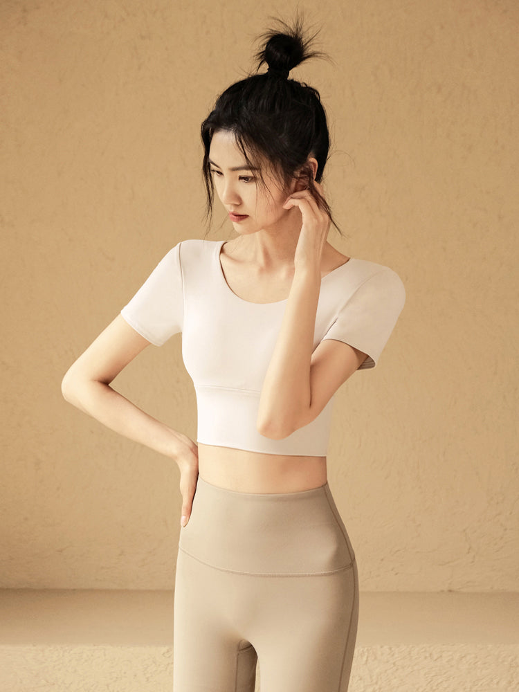 Quick-drying sports vest with chest pad beautiful back