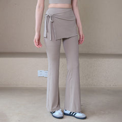 Cool feeling covers the buttocks and slims down sports bootcuts