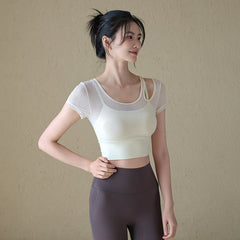 Sexy cut-out mesh looks slim and breathable short sleeves