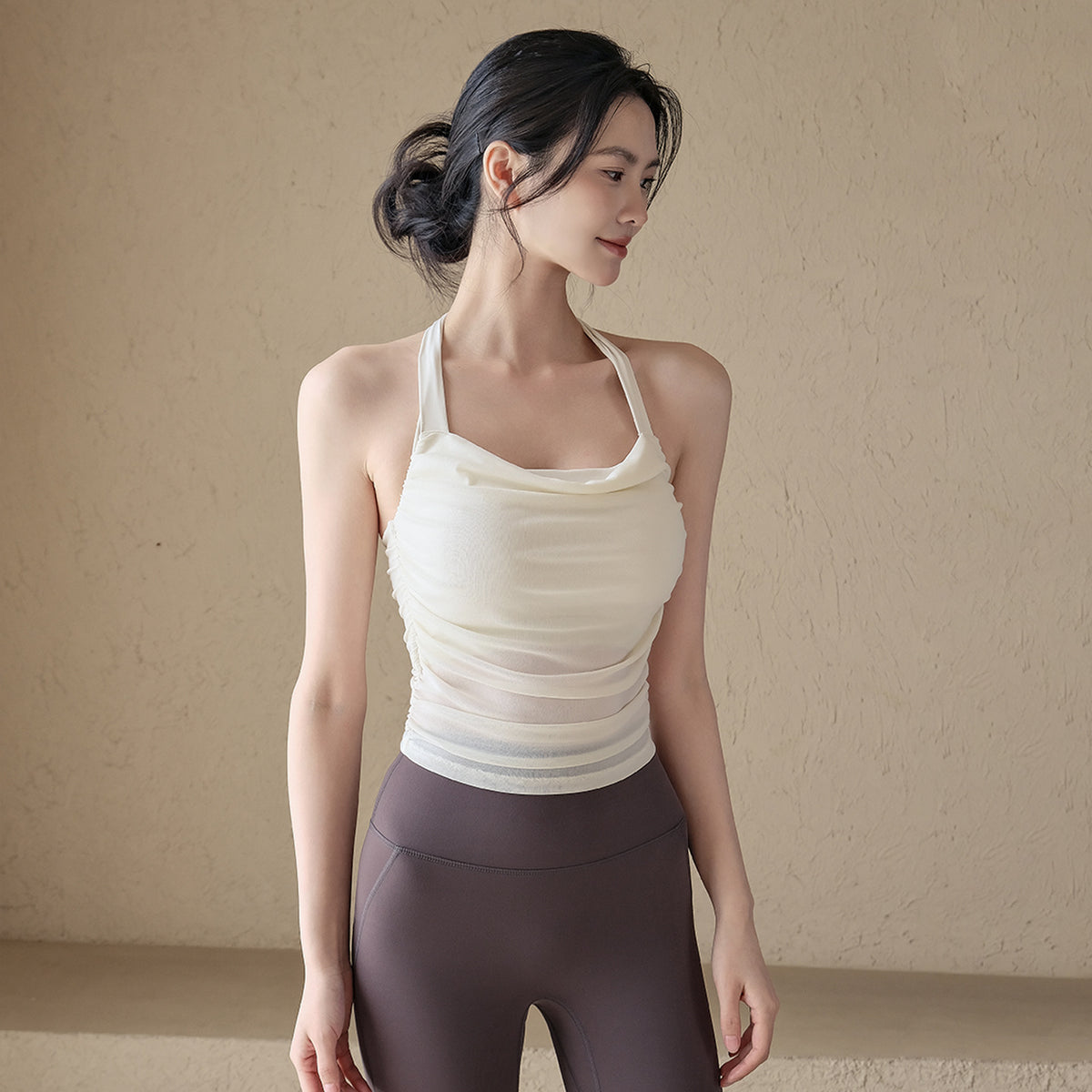 One-piece mesh breathable sexy backless slimming halterneck running training gym bra