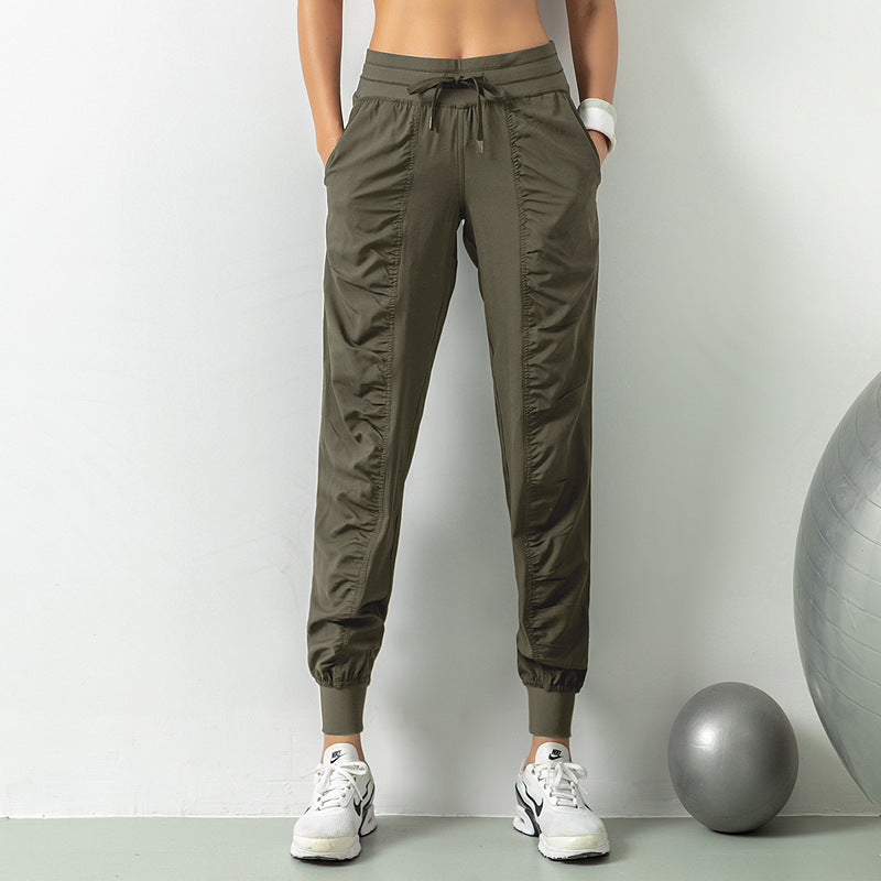 Breathable and loose cropped casual leggings