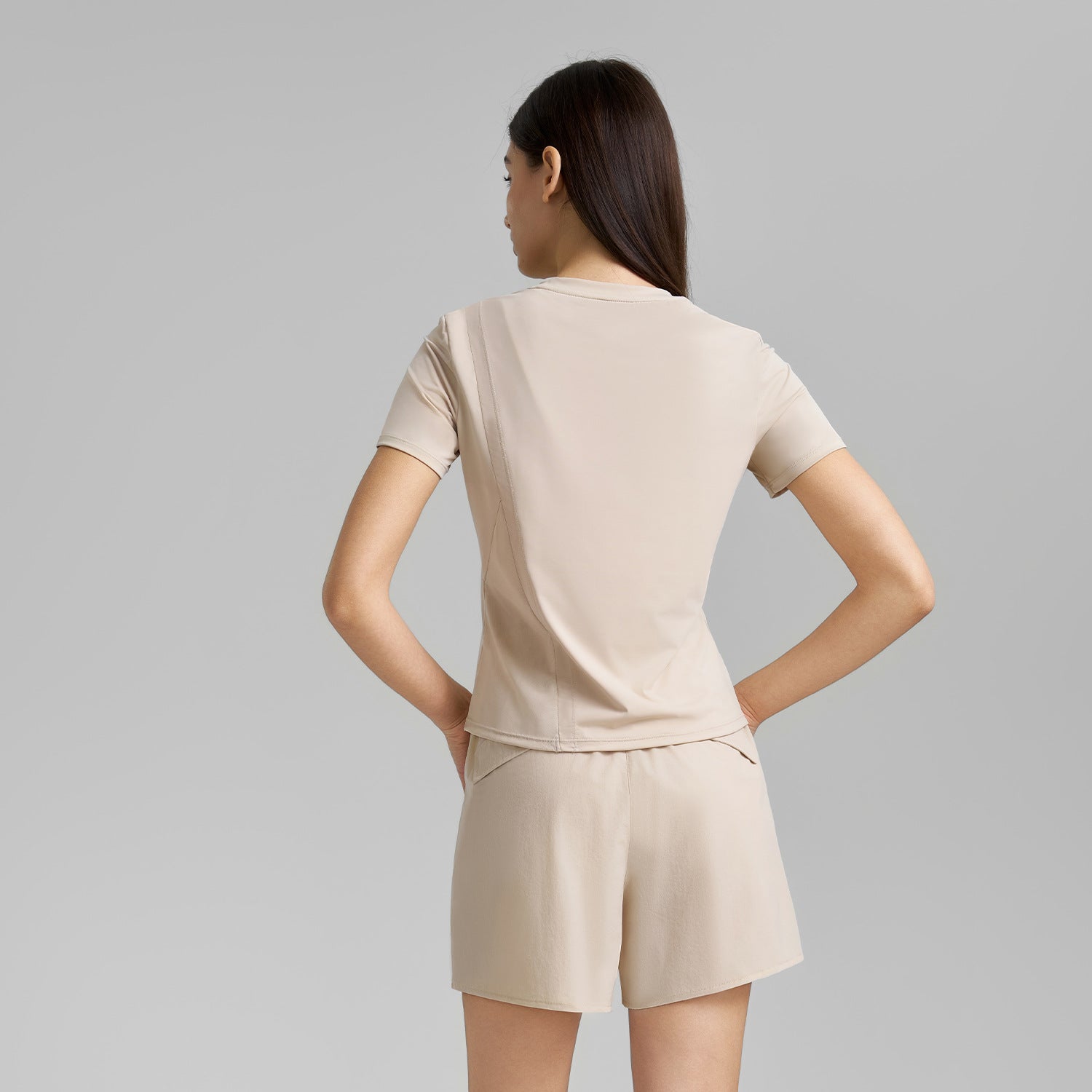 Crew neck paneled with breathable short sleeves