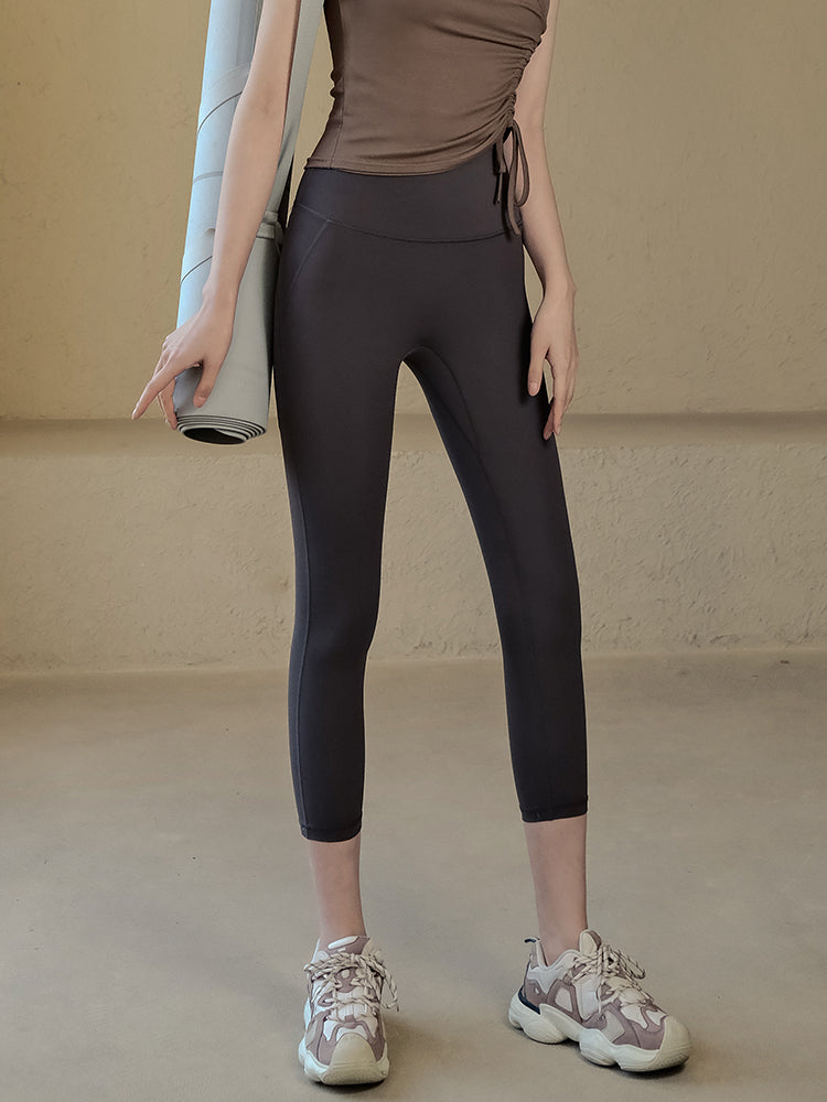 Nude high-waist butt-lifting cropped pants