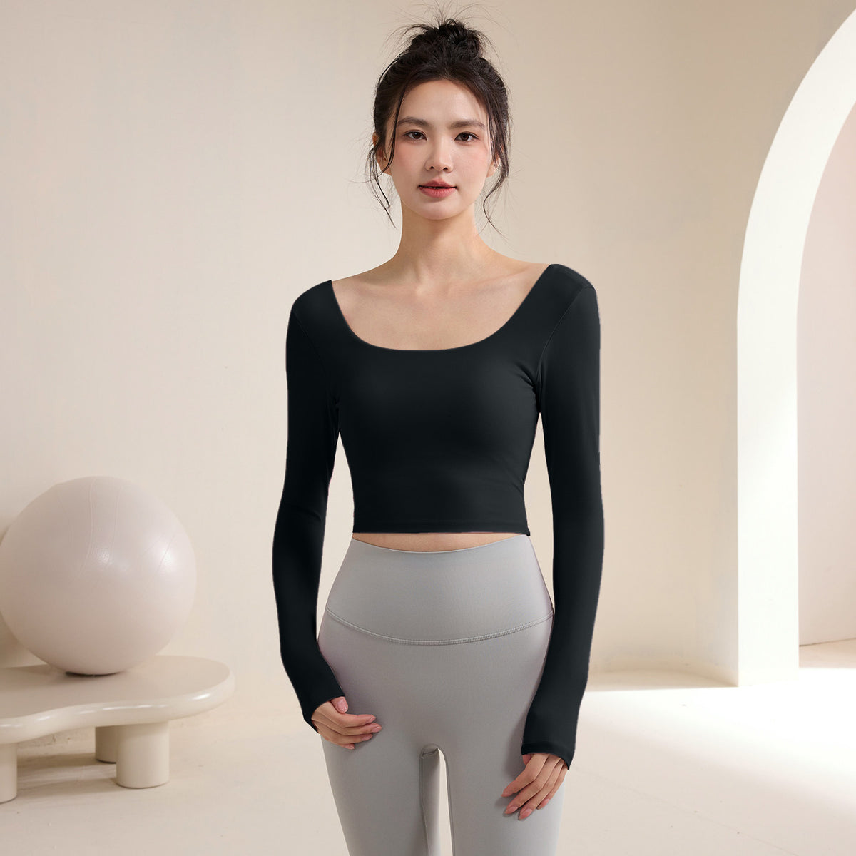 Criss-cross Back U-Neck Yoga Long Sleeve Top