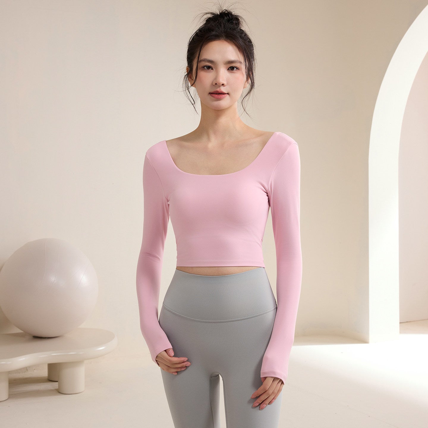 Criss-cross Back U-Neck Yoga Long Sleeve Top