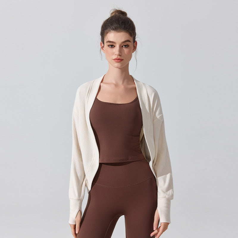 A new loose and casual long-sleeved blouse for autumn and winter