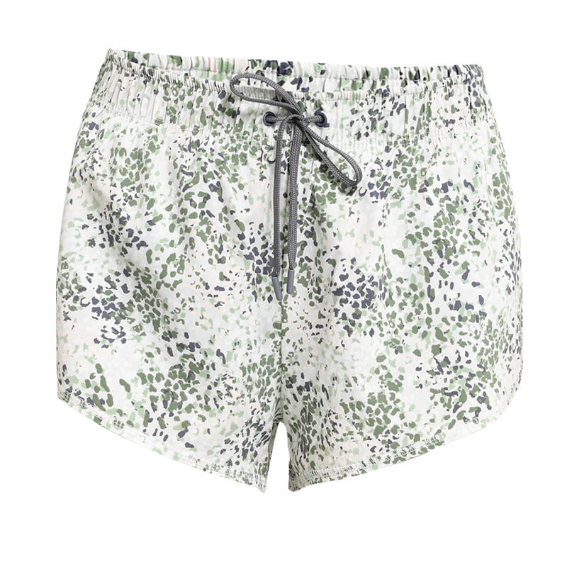 Loose and thin, Anti-walking fake two-piece shorts