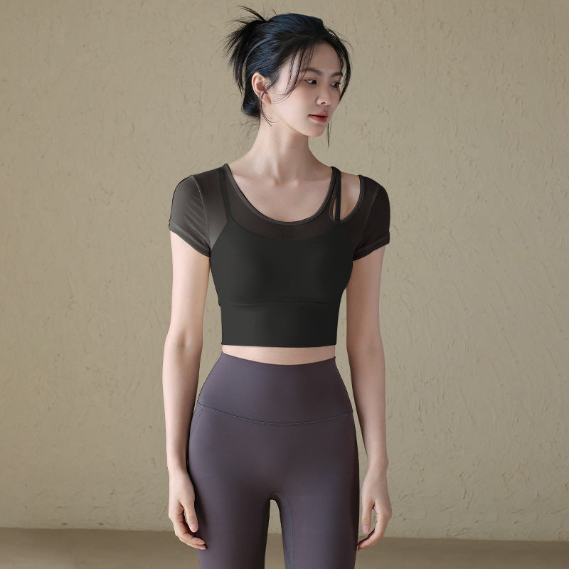 Sexy cut-out mesh looks slim and breathable short sleeves