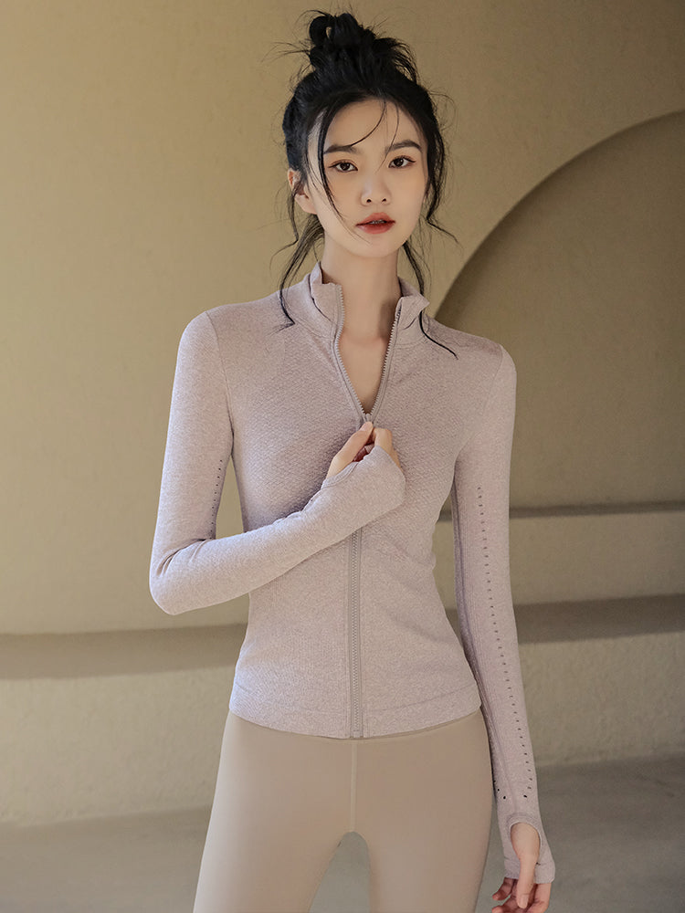 Zip-fitting jacket
